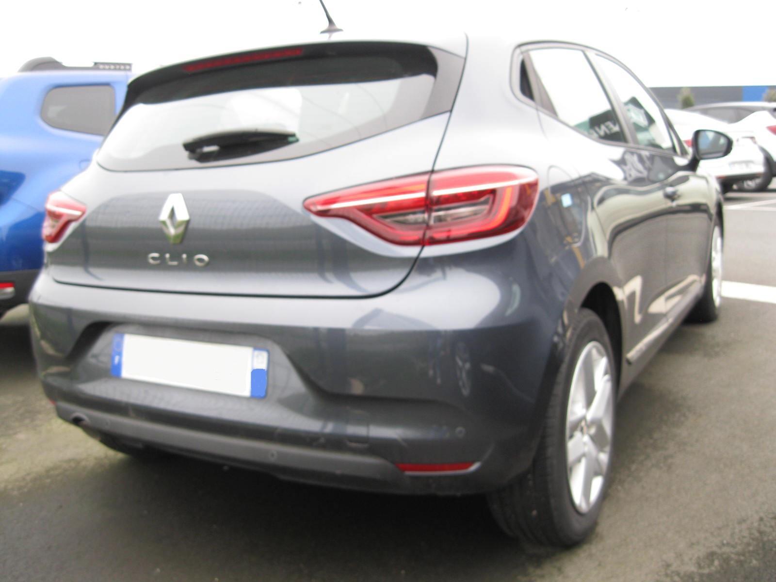 RENAULT CLIO V